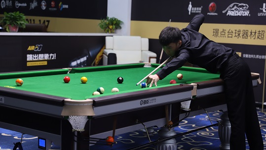 队稳住局面 队稳住局面